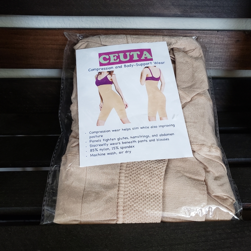 NWOT Ceuta Compression and body support-wear